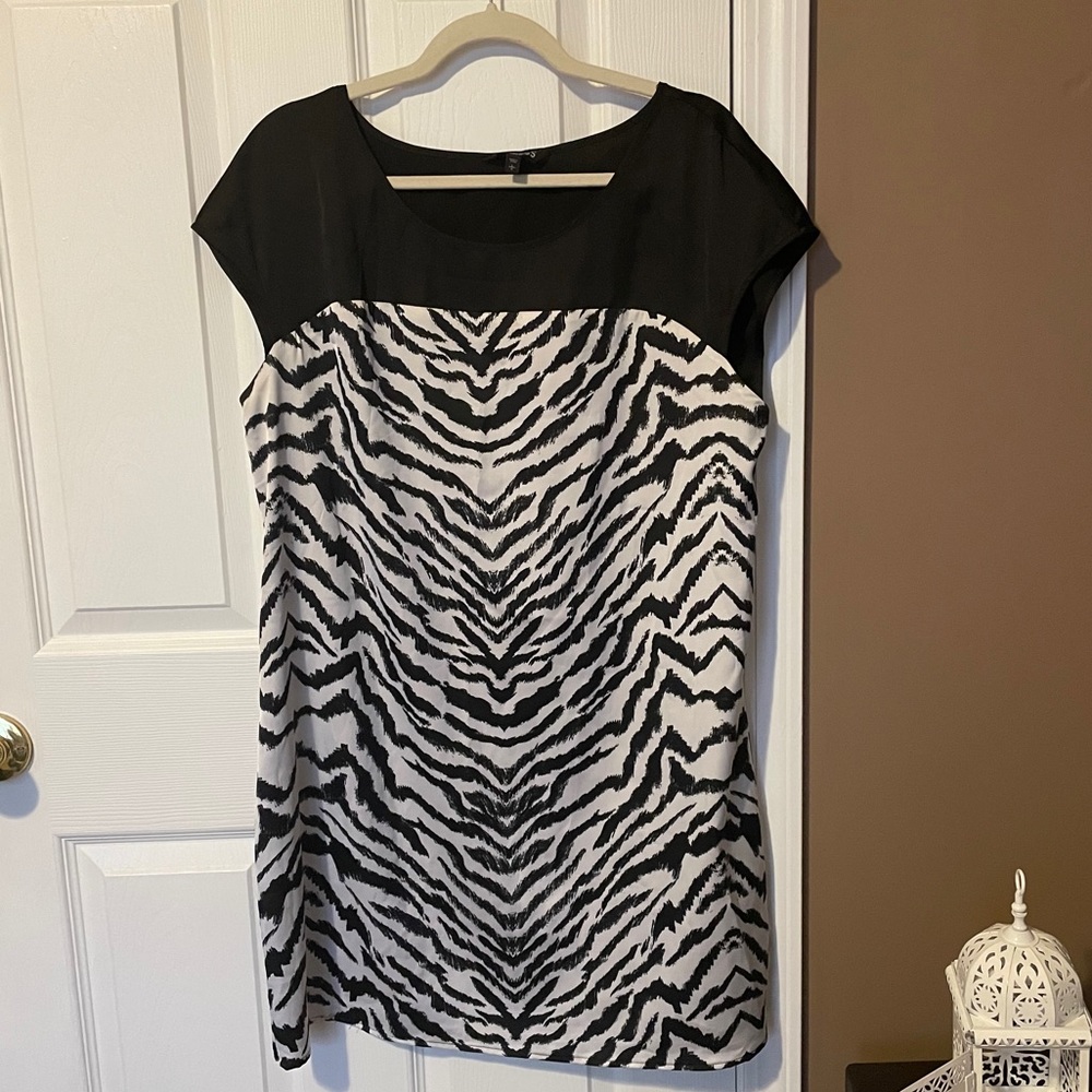 Black leopard print dress